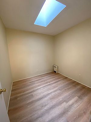 5th image of 32-26 Steinway St #2