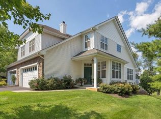 18 Green Ct, Middletown, NY 10940