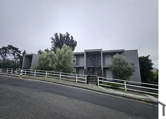 151 Farragut Ave — Photo 13