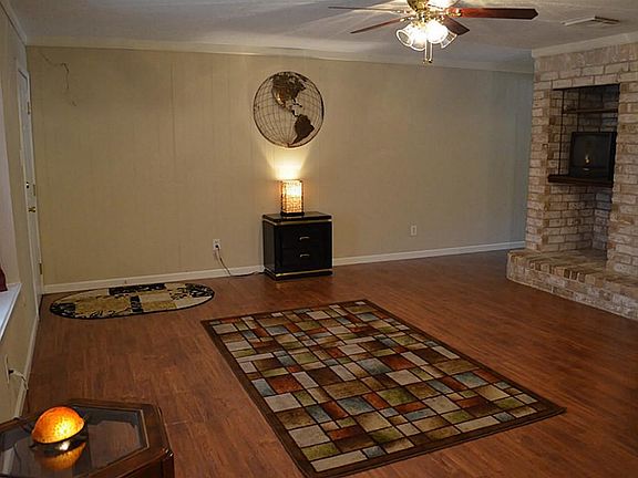  Another view of the family room.