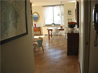 Rented by RELO REDAC INC.