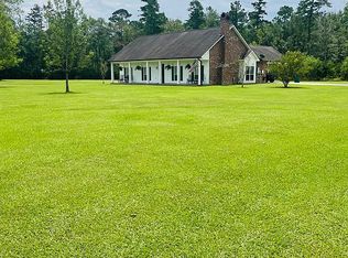 19100 Harrell Averett Ln, Livingston, LA 70754