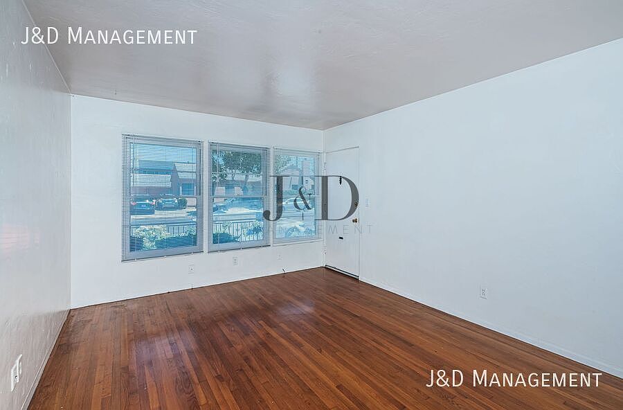1st image of 4380 Louisiana St #4380