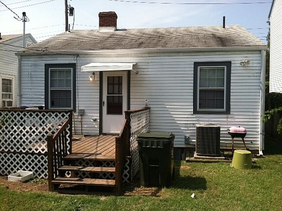 2nd image of 1906 Parkwood Ave