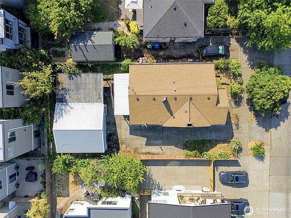 5th image of 2211 NW 64th Street