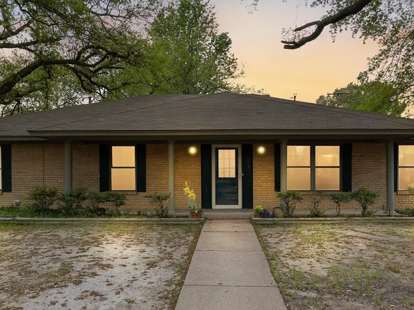817 Bradley Dr, Athens, TX 75751