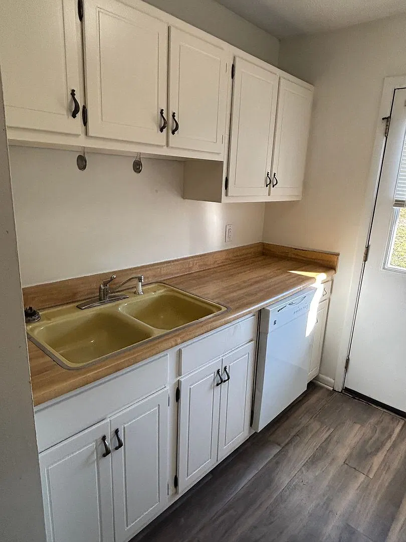 3008 Stanford Road — Photo 4
