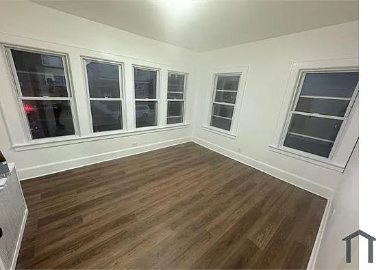 76 Wolf Pl — Photo 8
