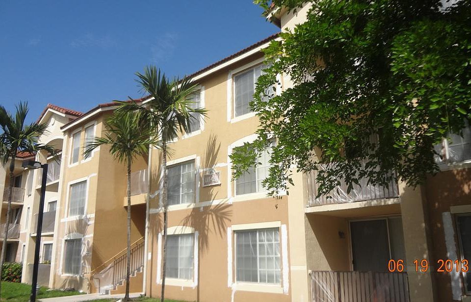 1st image of 1122 Villa Lane