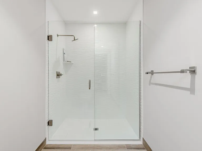 41 SW Seminole St #305 — Photo 20