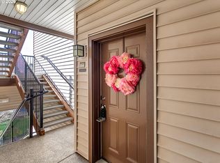 10664 NE Holly St #204, Hillsboro, OR