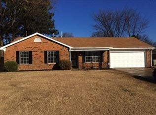 5280 Yale Rd, Memphis, TN 38134