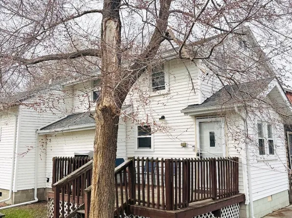 4341 S 8th St, Luna Pier, MI 48157