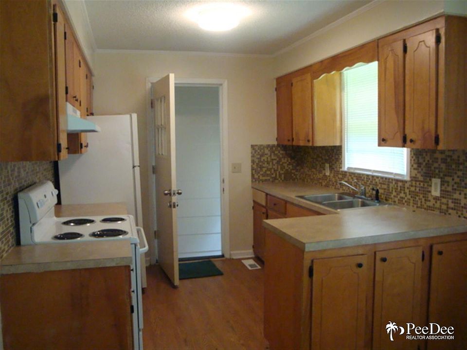 1st image of 411 E Glendale Dr