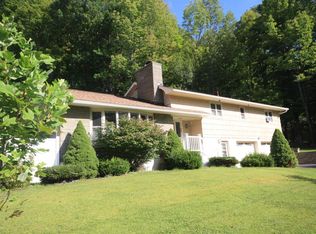 21 College Park Dr, Oneonta, NY 13820