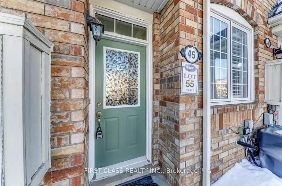 3 bed, $3,000 — Photo 2