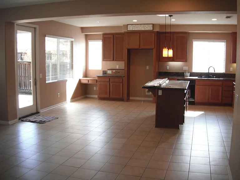 31612 Whitecrown Dr — Photo 8