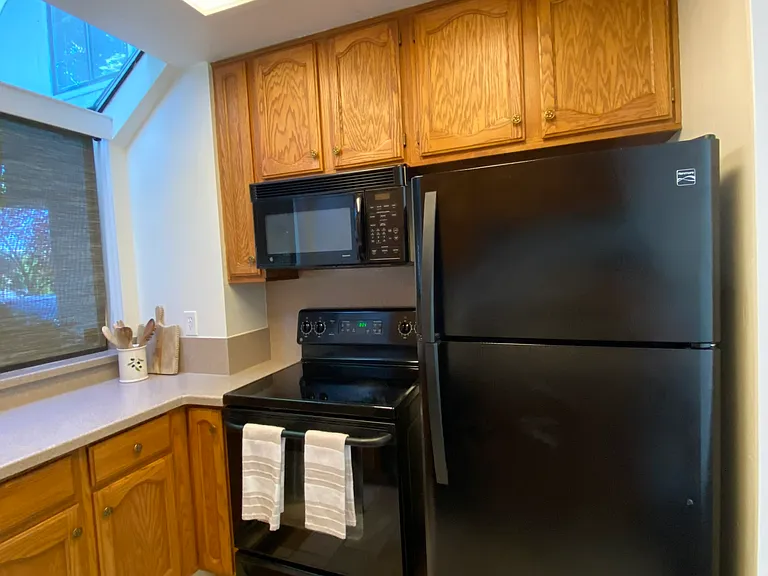 2509 Garfield Ct — Photo 3