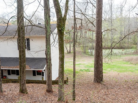 3rd image of 7121 Goodner Mountain Rd