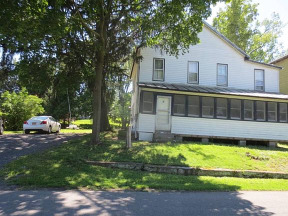 2nd image of 4 Clearwater St Fl 2