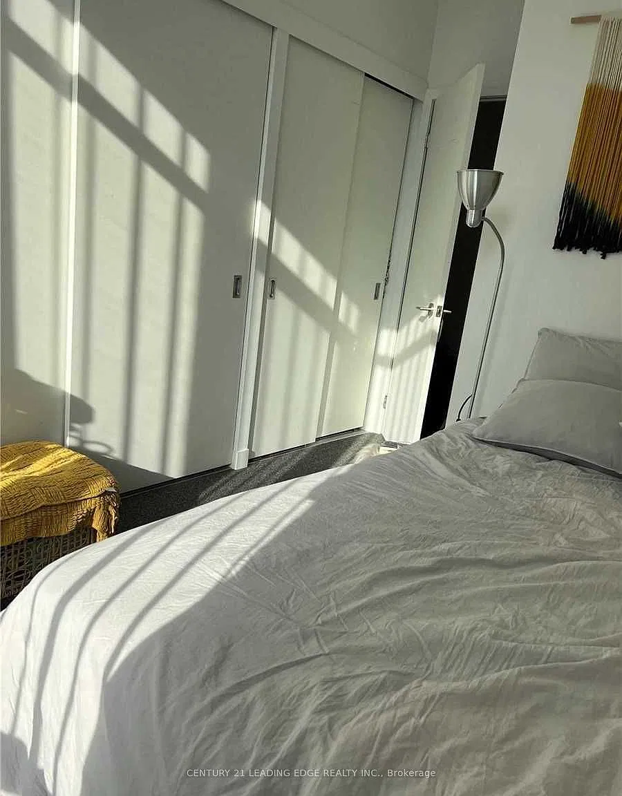 1 bed, $2,400 — Photo 4
