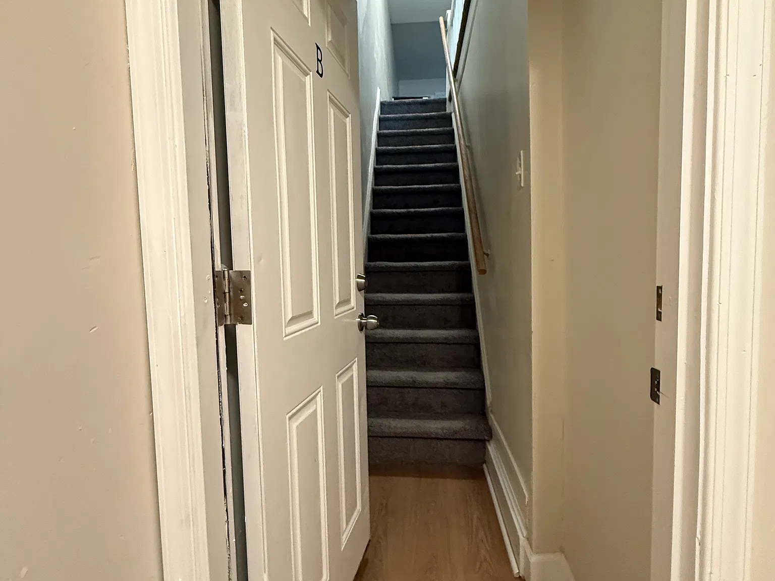 2 bed, $1,300 — Photo 3