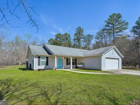 86 Esther Ln, Grantville, GA 30220