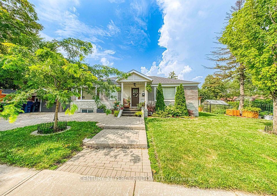 1st image of 36 Merryfield Dr