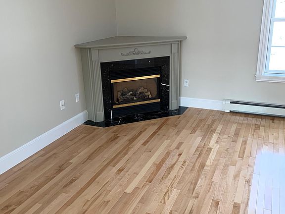 5th image of 124 Grandview Dr