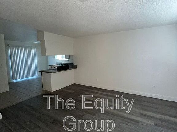 5th image of 323 W 3rd St