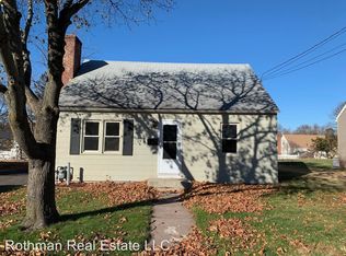 49 Whitney Rd, Manchester, CT 06040