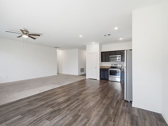 5th image of 4820 Marina Del Rd