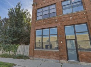 1111 W Cornelia Ave APT 102, Chicago, IL 60657