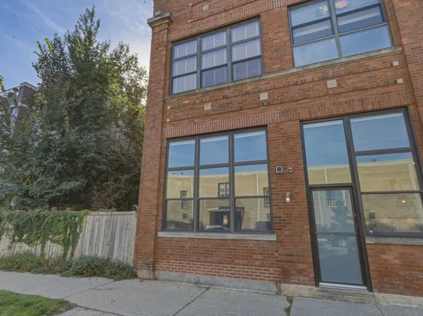 1111 W Cornelia Ave APT 102, Chicago, IL 60657