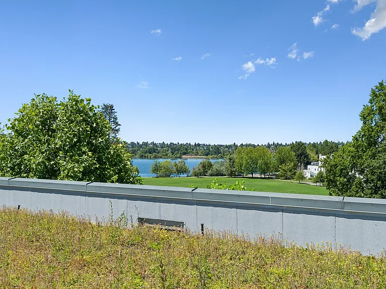 Circa Green Lake Apartments — Photo 40