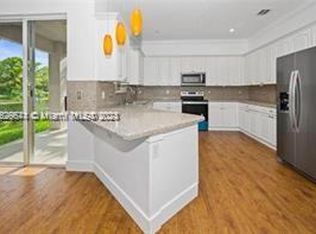 2010 NW 98th Way #1, Hollywood, FL 33024