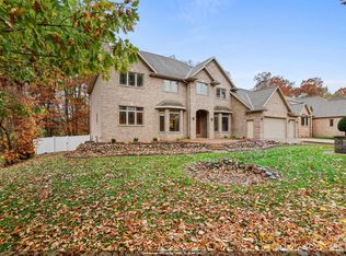 2883 Shelter Creek Ct, Green Bay, WI 54313