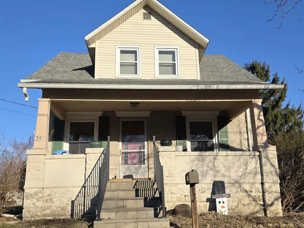 254 Center St, Auburn, IN 46706