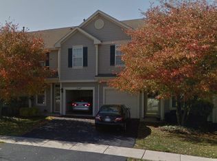 1251 Arapaho Ct, Naperville, IL