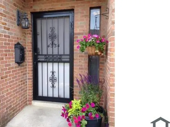 4334 Chateau Morse Dr, Columbus, OH 43231