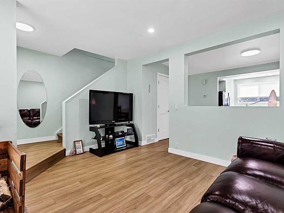 5th image of 2187 N Woodview Dr SW