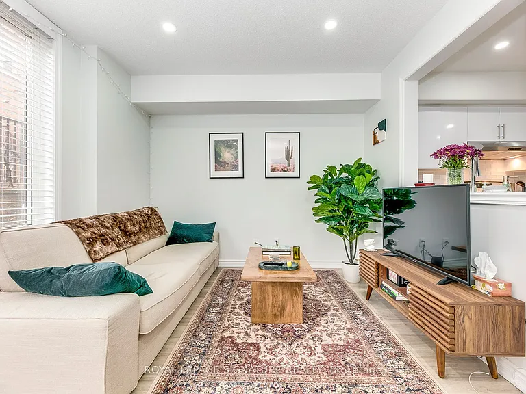 10 Douro St #525 — Photo 3