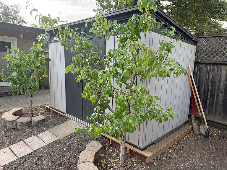 18351 Clayton Ave — Photo 1