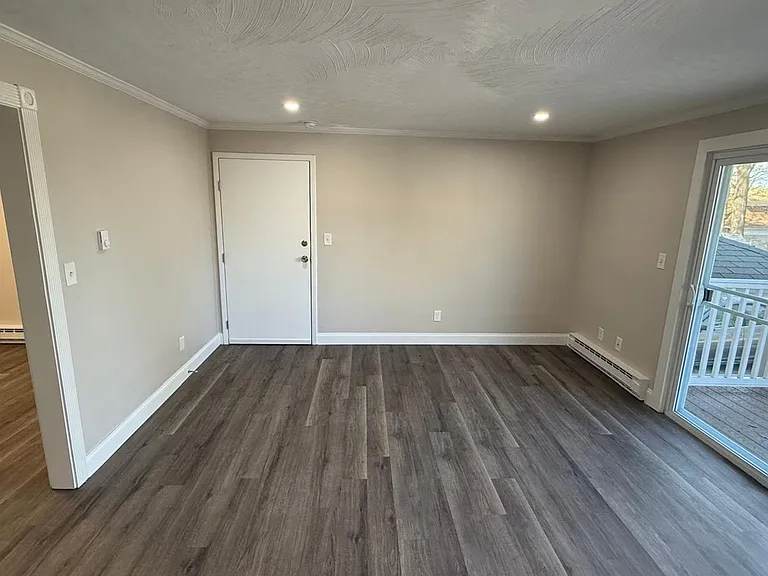 8-12 Perry St — Photo 36