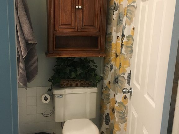 3rd image of 3925 Meadowsweet Dr