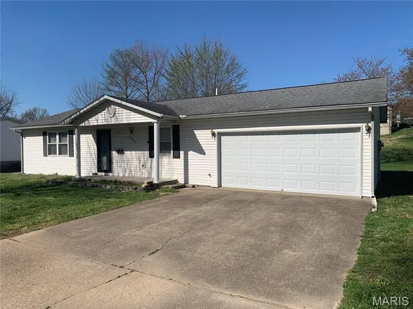 207 Hillvale St, Cape Girardeau, MO 63701