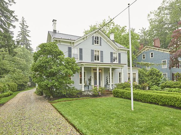3rd image of 477 Sycamore Ave