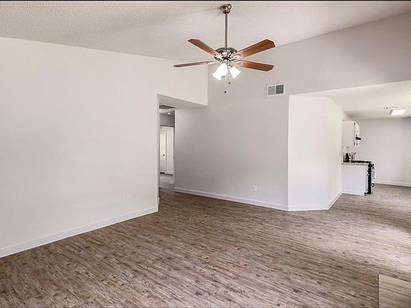 5th image of 1414 Alma Dr