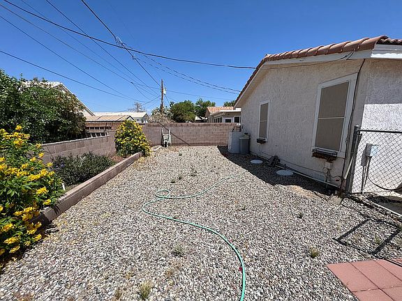 4th image of 1625 De Angelis Ave