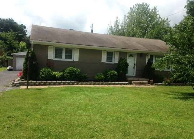 1st image of 191 Iroquois Dr